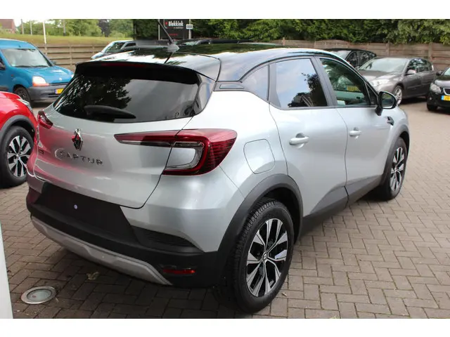 Renault Captur 1.0 TCe 90 evolution 2023 Benzine 7