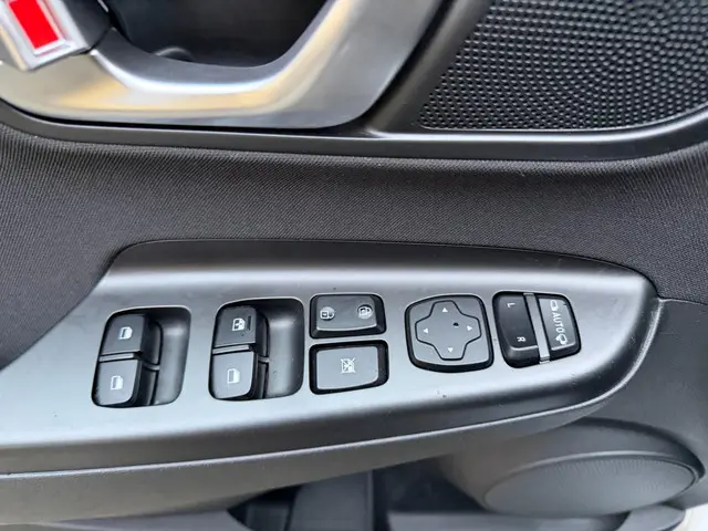 Hyundai Kona 1.6 GDI HEV Fashion 2021 Hybride Benzine 28