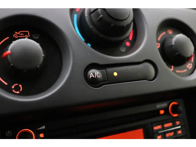 Nissan NV250 1.5 dCi 95 L1H1 Acenta 2020 Diesel 19