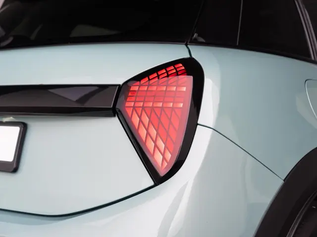 MINI 5-Deurs Cooper C 2025 Benzine 14