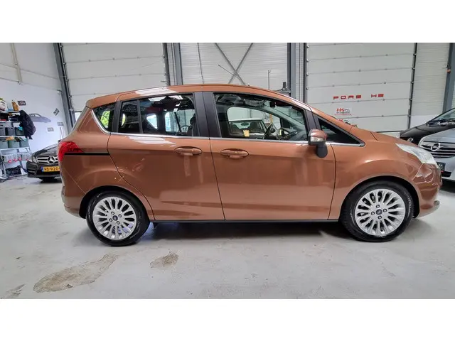 Ford B-MAX 1.0 EcoBoost Titanium 2013 Benzine 4