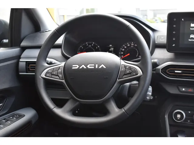 Dacia Jogger Extreme 2025 Benzine 19