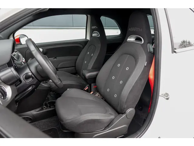 Abarth 595 1.4 T-Jet Pista 2019 Benzine 13