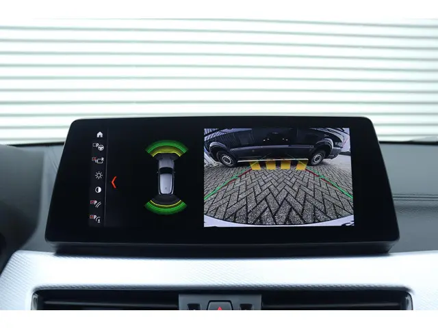 BMW X2 xDrive25e 2023 Hybride Benzine 27