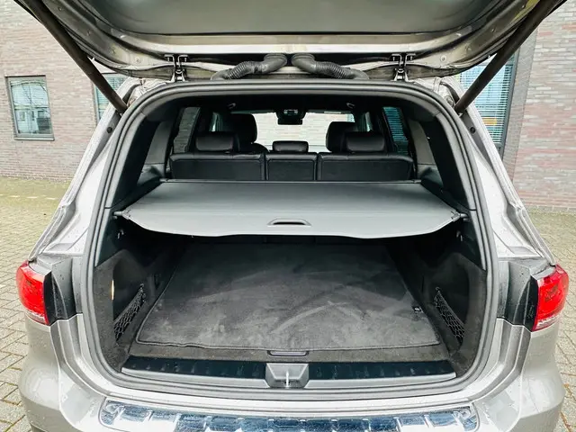 Mercedes-Benz GLB 180 d Premium 2021 Diesel 19