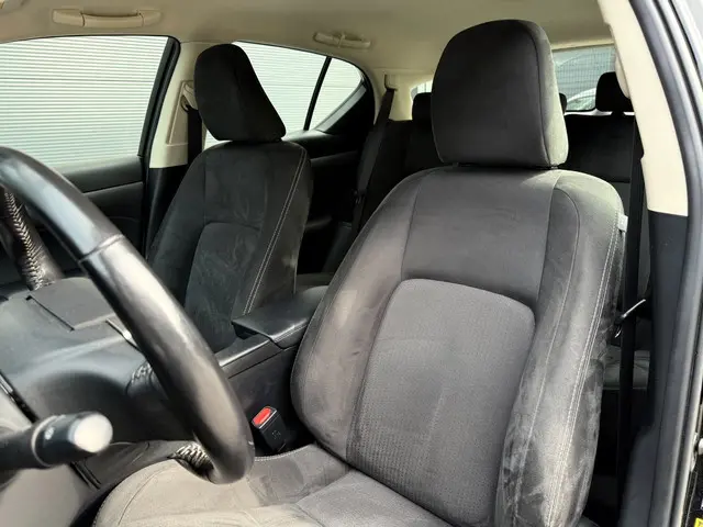 Lexus CT 200h Business Line 2018 Hybride Benzine 9