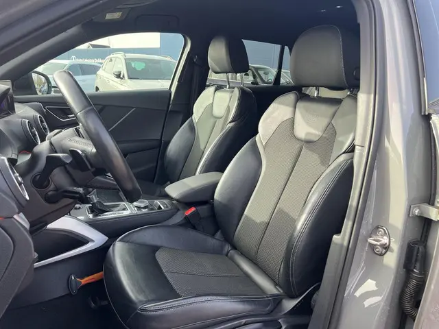 Audi Q2 35 TFSI CoD S-Line 2019 Benzine 13