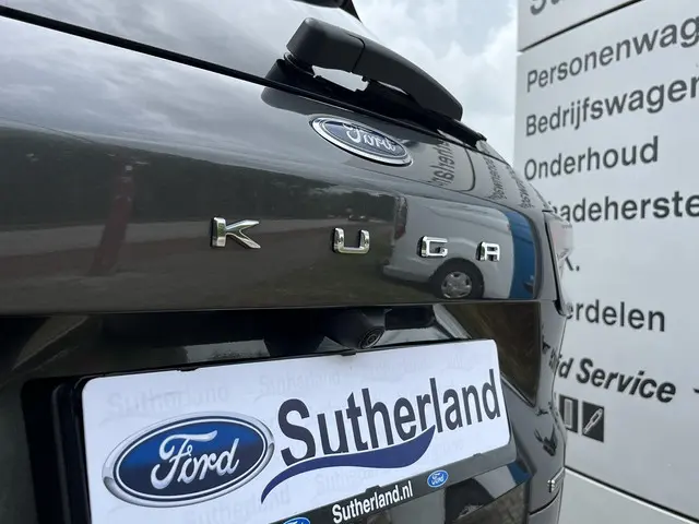 Ford Kuga 2.5 PHEV ST-Line X 2024 Hybride Benzine 41