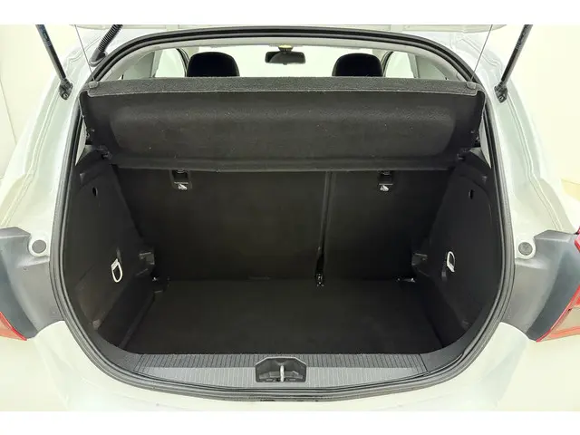 Opel Corsa 1.4 Black Edition 2018 Benzine 7