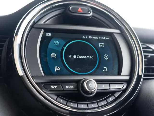 MINI 3-Deurs Cooper 2021 Benzine 29