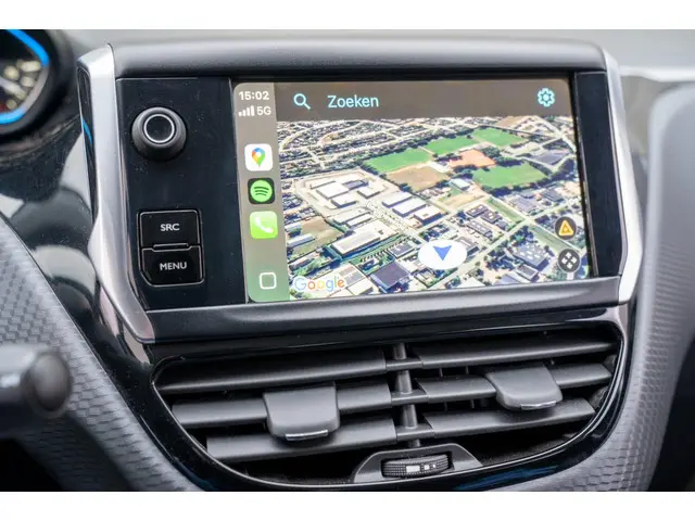 Peugeot 2008 1.2 PureTech Allure 2017 Benzine 38