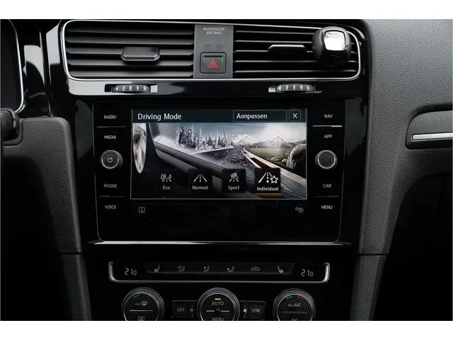 Volkswagen Golf 2.0 TDI GTD 2019 Diesel 16