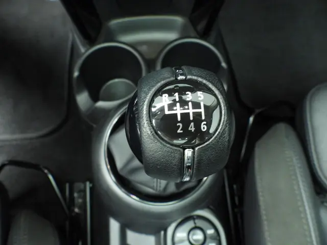 MINI 5-Deurs Cooper 2022 Benzine 16