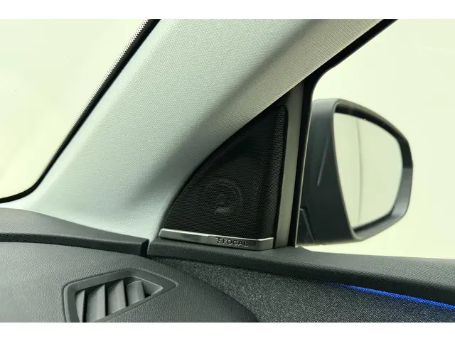 Peugeot 3008 1.6 e-THP Allure 2018 Benzine 33