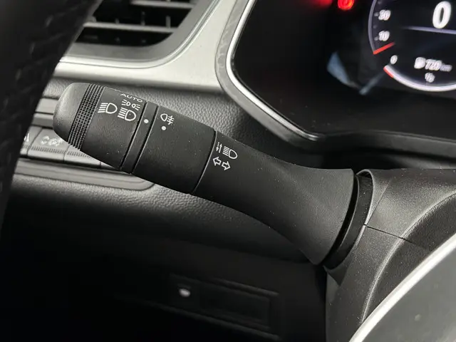 Renault Captur 1.0 TCe 90 techno 2024 Benzine 32