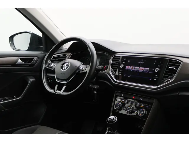 Volkswagen T-Roc 1.5 TSI Style Business 2018 Benzine 29