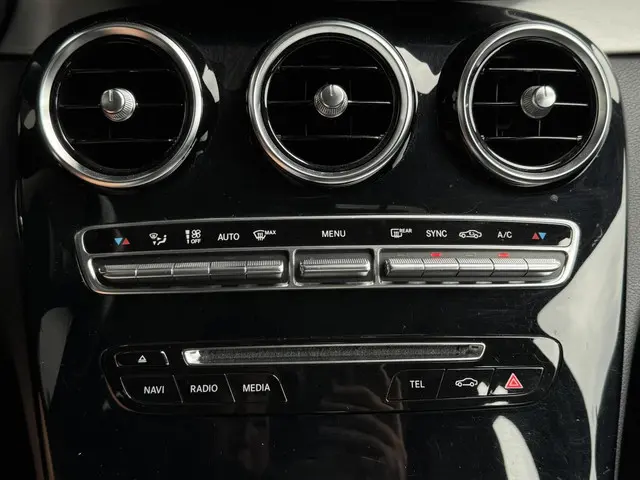 Mercedes-Benz C-Klasse 180 Prestige 2014 Benzine 18