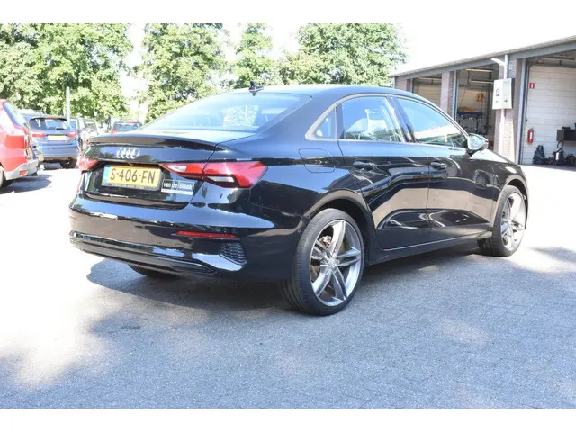 Audi A3 Limousine 30 TFSI Advanced edition 2022 Benzine 4