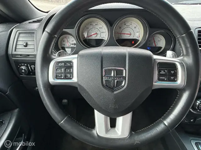 Dodge Challenger 3.6 coupe 2013 Benzine 25