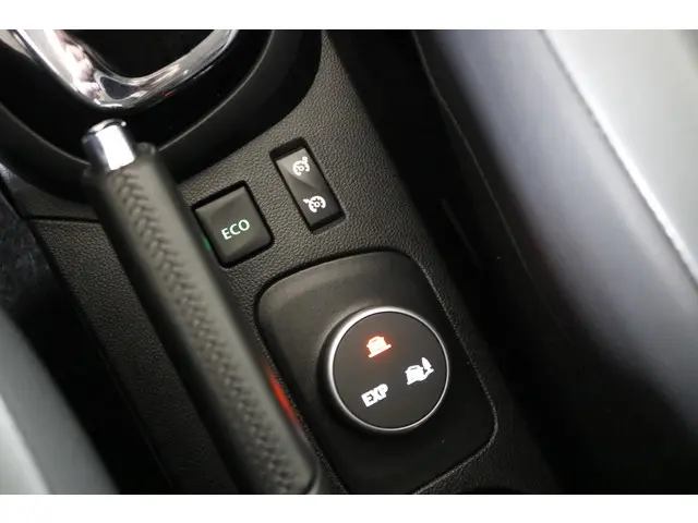 Renault Captur 1.2 TCe Xmod 2016 Benzine 28