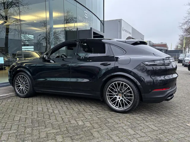 Porsche Cayenne Coupé 3.0 E-Hybrid 2023 Hybride Benzine 21