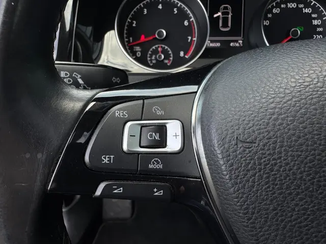 Volkswagen Golf Variant 1.4 TSI Highline 2013 Benzine 24
