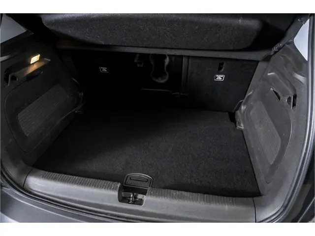Opel Crossland X 1.2 Turbo Innovation 2018 Benzine 47