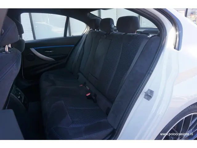 BMW 3 Serie 320i 2017 Benzine 6