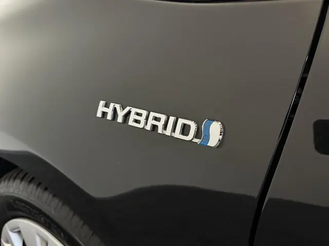 Toyota Yaris 1.5 Hybrid Aspiration 2018 Hybride Benzine 20