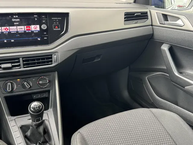 Volkswagen Polo 1.0 TSI Comfortline 2018 Benzine 24