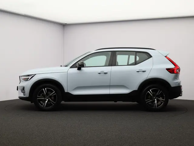 Volvo XC40 2.0 B4 Plus Dark 2024 Benzine 4