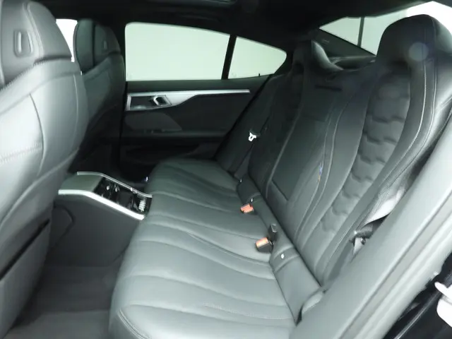 BMW 8 Serie Gran Coupé 840i 2024 Benzine 8