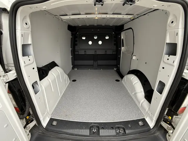 Volkswagen Caddy Cargo 2.0 TDI 102PK EURO 6 2021 Diesel 12