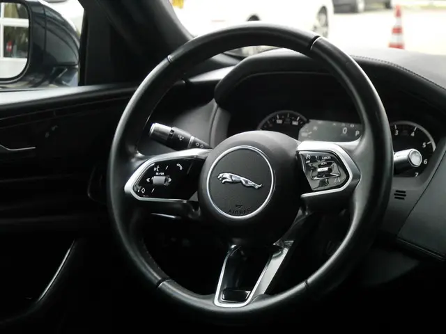 Jaguar XE 2.0 P250 SE 2020 Benzine 14