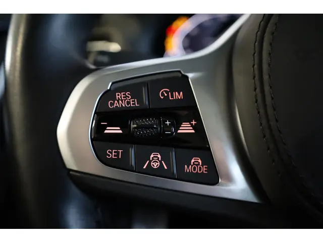 BMW iX3 Executive 80 kWh 2023 Elektrisch 24