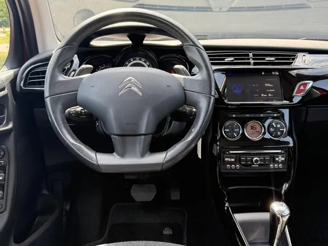 Citroën C3 1.2 PureTech Collection 2015 Benzine 3