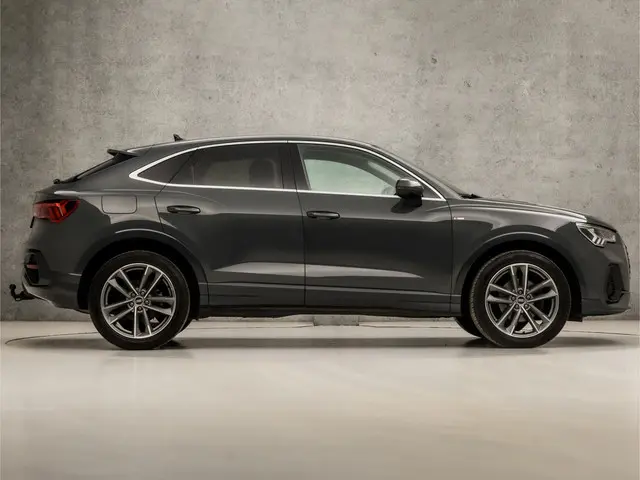 Audi Q3 Sportback 35 TFSI S-Line Sport 2020 Benzine 4