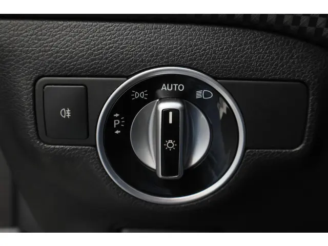 Mercedes-Benz A-Klasse 180 Ambition 2016 Benzine 29