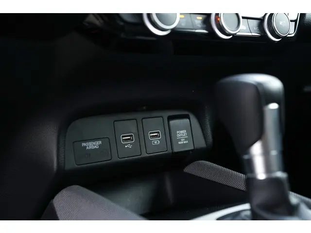 Honda Jazz 1.5i e:HEV CROSSTAR 2022 Hybride Benzine 42