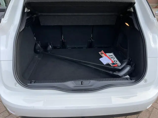 Citroën C4 Picasso 1.2 PureTech Shine 2018 Benzine 11