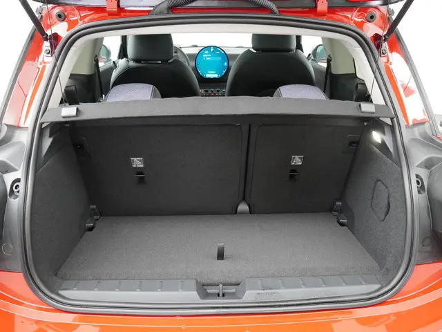 MINI 3-Deurs Cooper E Classic + L-pakket 2025 Elektrisch 25