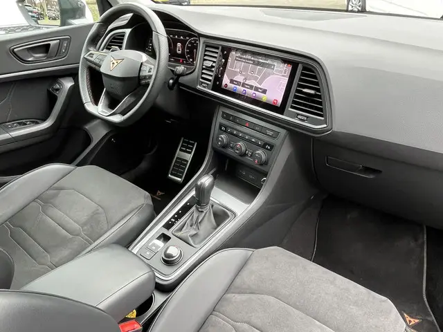 CUPRA Ateca 1.5 TSi DSG 2024 Benzine 10