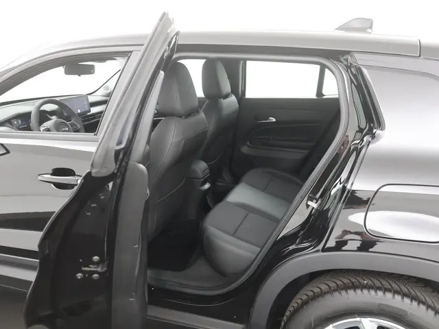 Jeep Avenger 1.2 Altitude 2024 Benzine 28