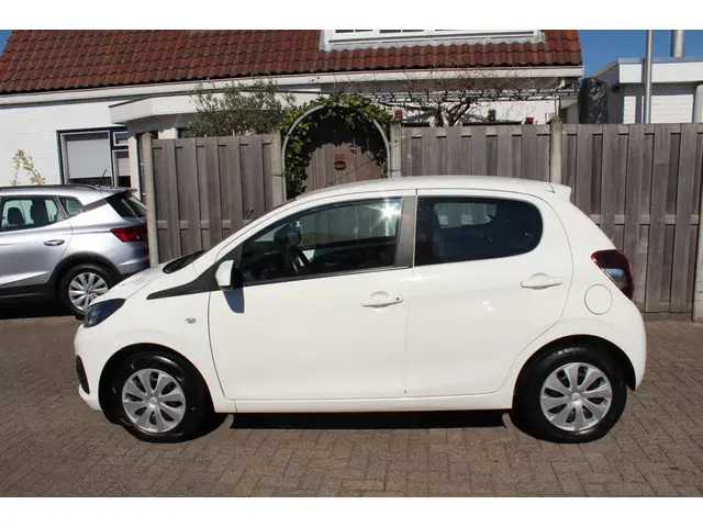 Peugeot 108 3