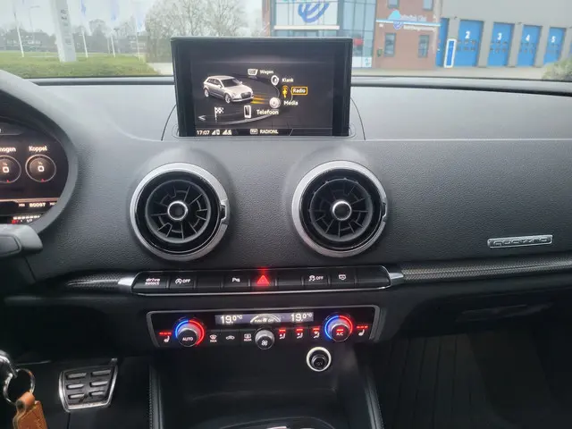 Audi RS3 A3 Sportback 2.5 TFSI quattro 2018 Benzine 15