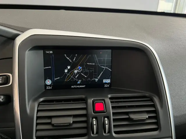 Volvo XC60 2.0 T5 FWD Kinetic TREKHAAK 2015 Benzine 11