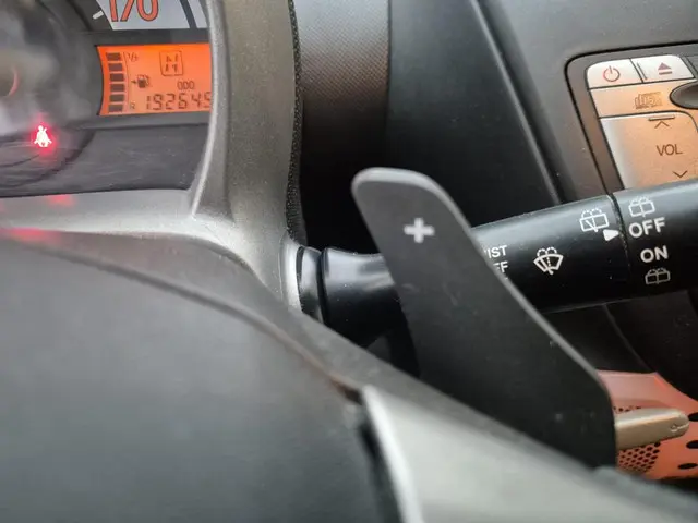 Peugeot 107 1.0 Active 2013 Benzine 12