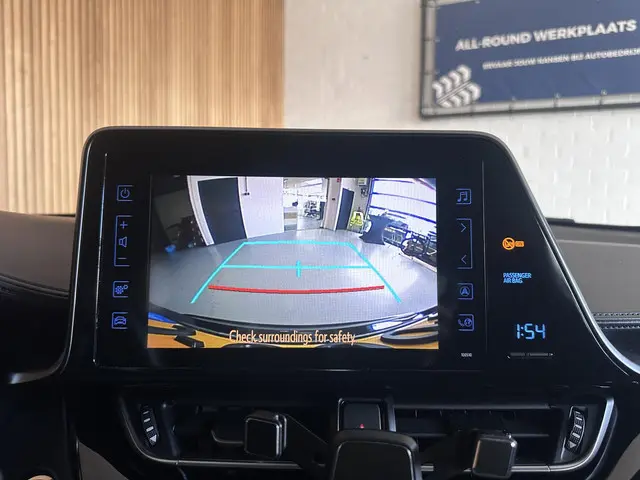 Toyota C-HR 1.8 Hybrid Energy 2018 Hybride Benzine 12
