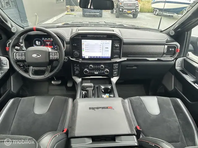 Ford F-150 USA Raptor R 2023 Benzine 17