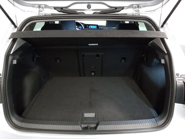 Volkswagen Golf 1.5 eTSI 150pk Style 2021 Benzine 22